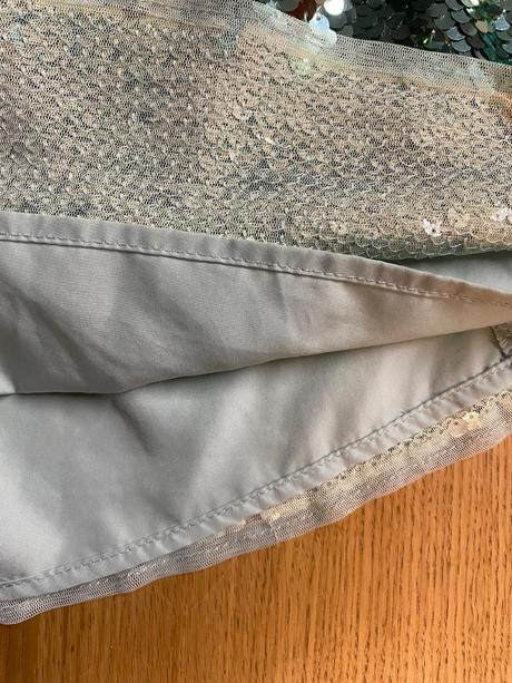 Flitrova sukna, h&m,122