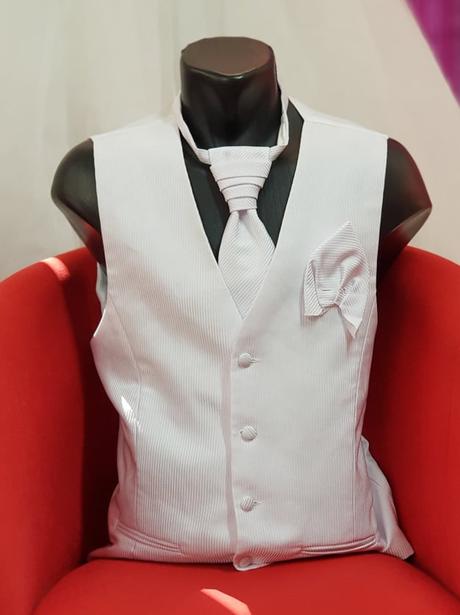 Svadobná vesta vo veľkosti 56, 56