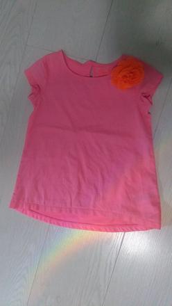 Ruzove tricko, next,104