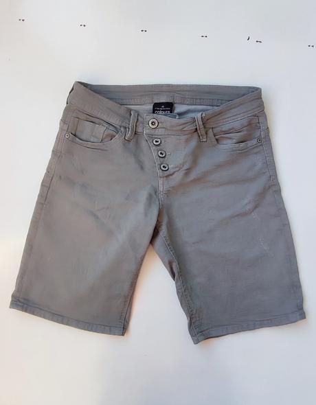 Krátke nohavice, colours of the world,40