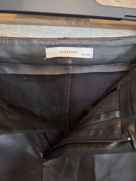 Koženkové nohavice, reserved,152