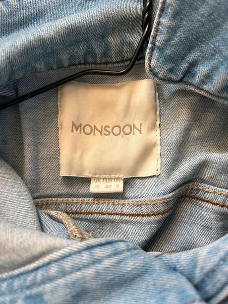 Riflova bunda, monsoon,l