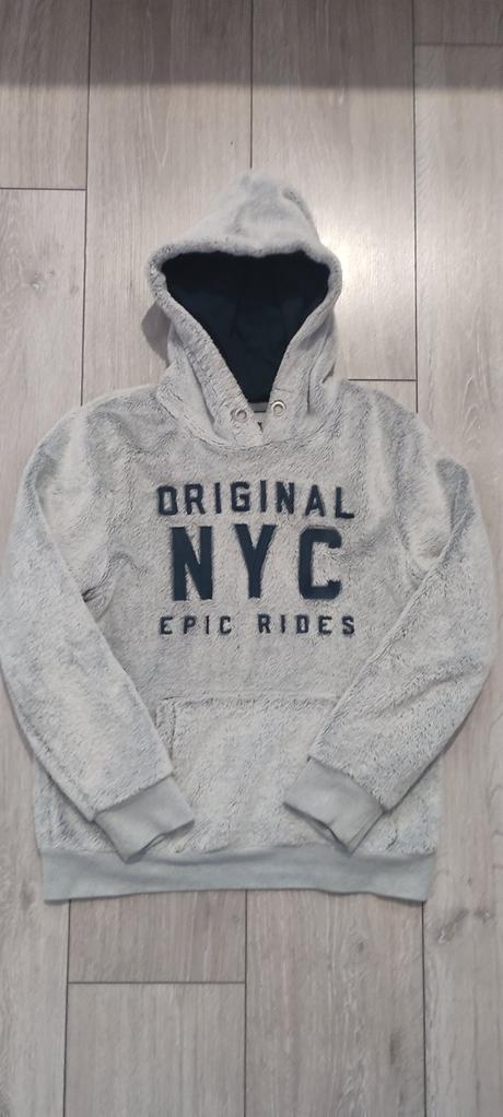 Predám mikinu, c&a,146