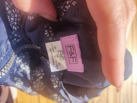 Sustiakova bunda, f&f,152