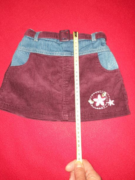 Suknička s kraťasmi, 98