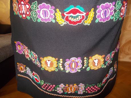 Zástera k ľudovému panskému kroju- podpoľanie, 