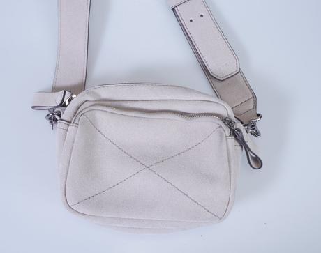 Pekná kabelka esprit, esprit