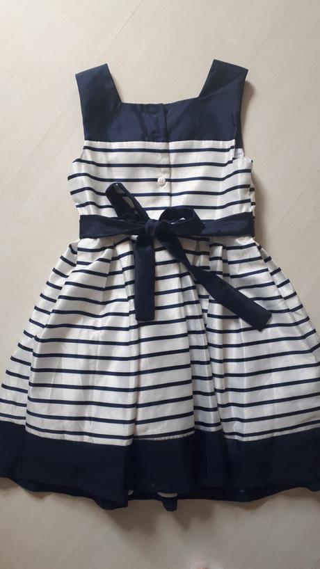 Krásne šaty na slávnostnú príležitosť, 122