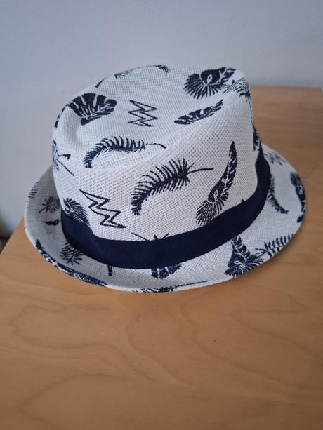 Letný klobúk, 116