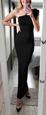 Spoločenské šaty, m