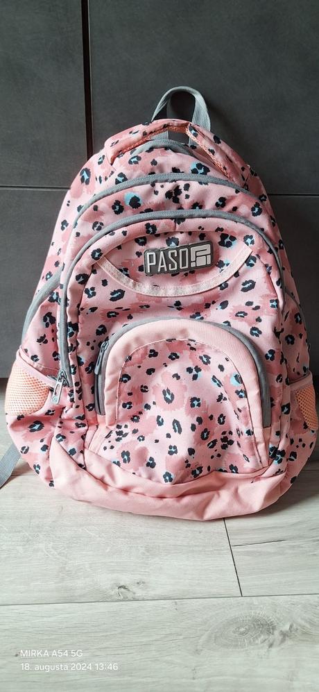 Skolsky batoh zn.paso,