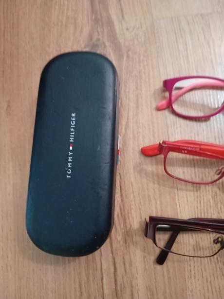 3x kvalitné dievčenské okuliare a puzdro cena spol, 