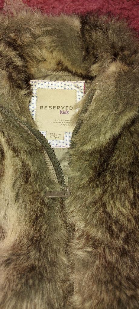 Chlpata vesta, reserved,122