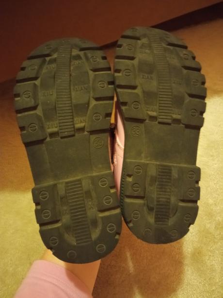 Prechodné členkové lakované čižmy aj do dazda, 31