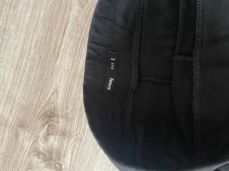 Športové legíny, sinsay,s