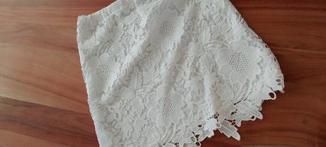 Čipkovaná sukňa 140, 140