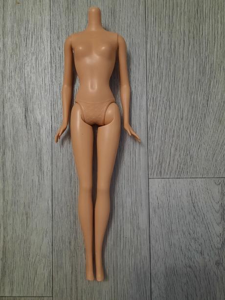 Telá pre barbie bábiky, 