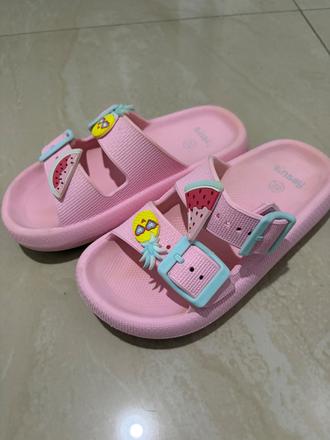 Krásne šľapky, sinsay,32