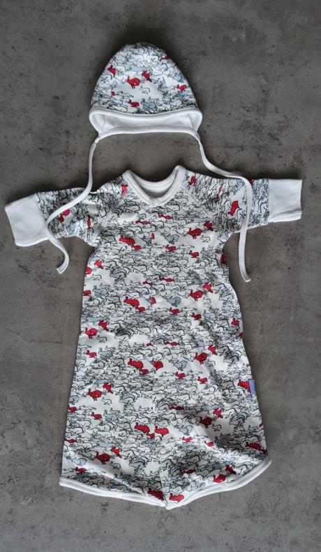 Nový dizajnový spací vak/pyžamko s čiapkou set, 