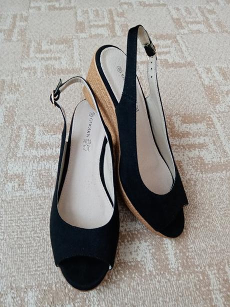 Kožené sandále, 38