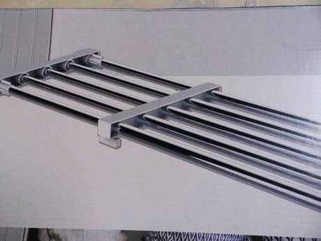 Rozšíriteľný úložný regál/polica, 