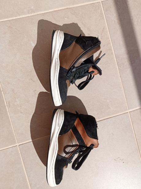 Prechodné kožené topánky friboo, 24