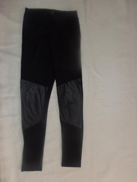 Legíny s imitáciou kože, 146