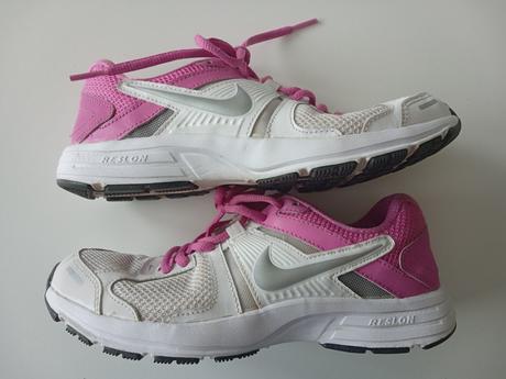 Ružovo-biele botasky, nike,37