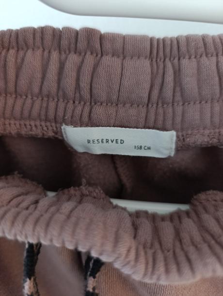 Dievčenské tepláky zn reserved veľ 158, reserved,158