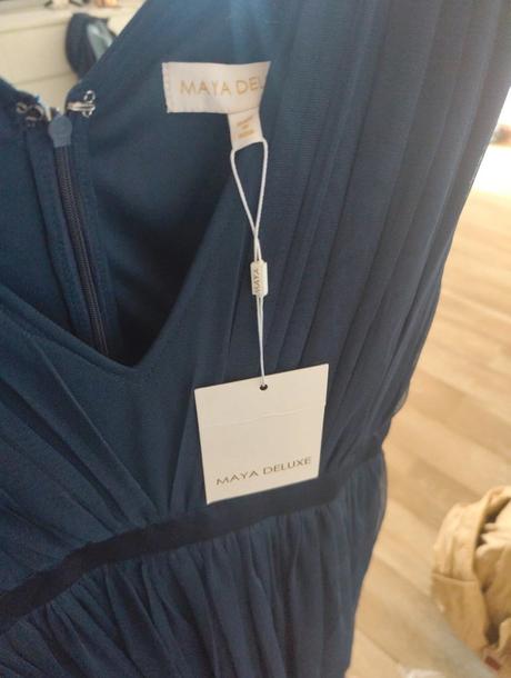 Maya de luxe - nenosené spoločenské šaty, m