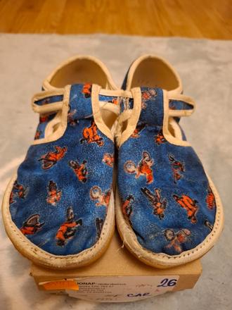 Papucky, jonap,26