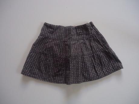 Suknicka, girl2girl,104