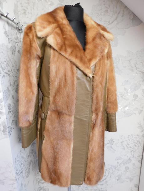 Pekny kabat z norky a pravej kože, 38