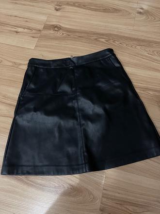 Kozenkova minisukna, reserved,38