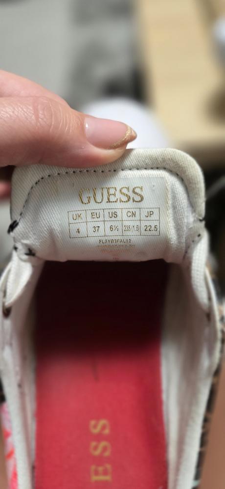 Guess tenisky, guess,37
