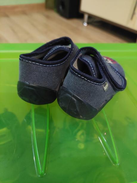 Papučky, ren but,21