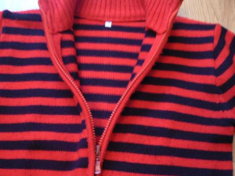 Svetrík na zips pre slečnu, 134