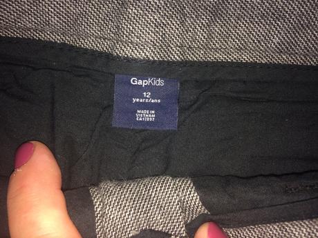 2x hrubšie kraťase, veľ. 146, spolu 10 eur, gap,146