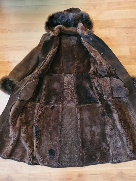 Slovenský kožuch tmavohnedý dlhý, m