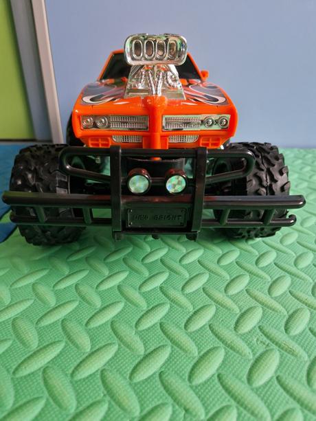 26de_velky truck na ovladanie,