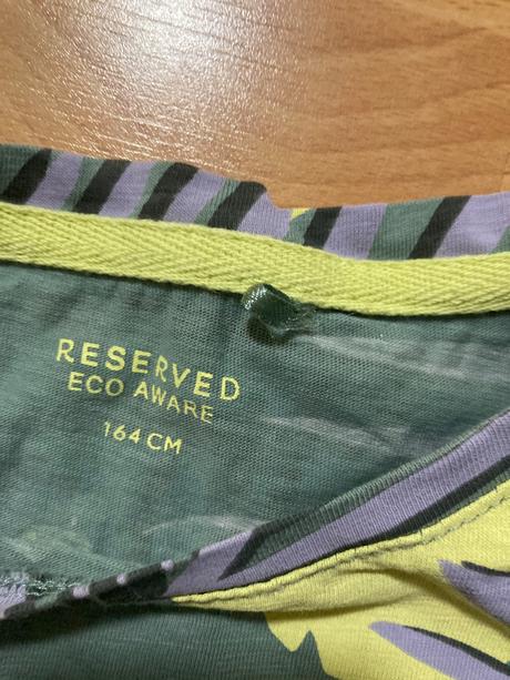 Tricko, reserved,164