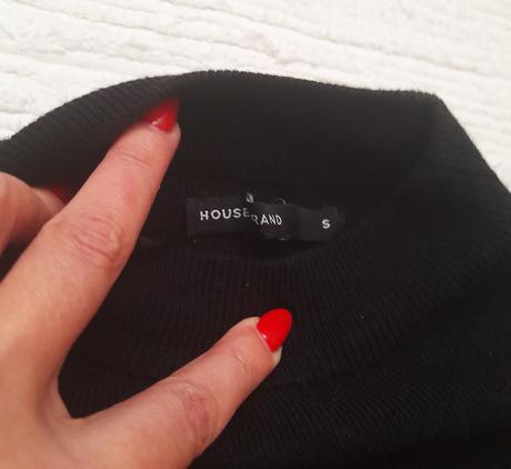 Crop sveter house, house,s