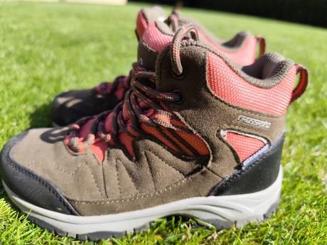 Turistické topánky, 31