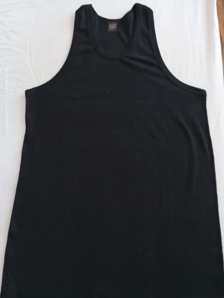 Čierne toelko  s vystrihom, xl