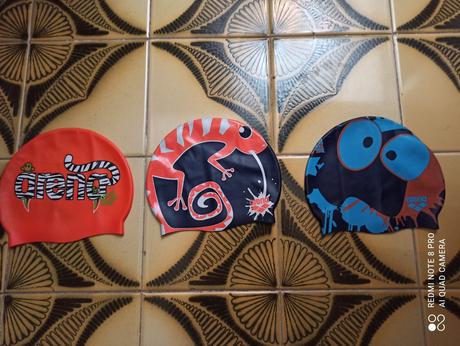 3 x detská plavecká ciapka,