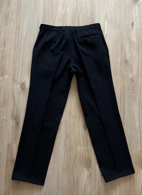 Oblek slovenský výrobca, 52