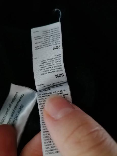 Čierna mikina reserved 152 batman, reserved,152