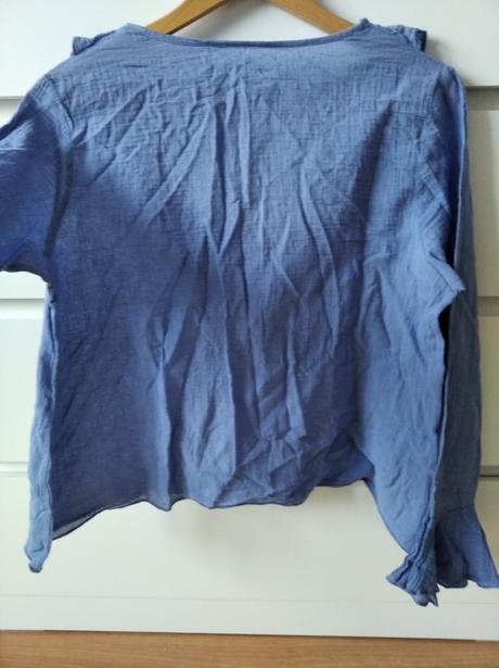 Zaujímavá blúzka, amisu,38