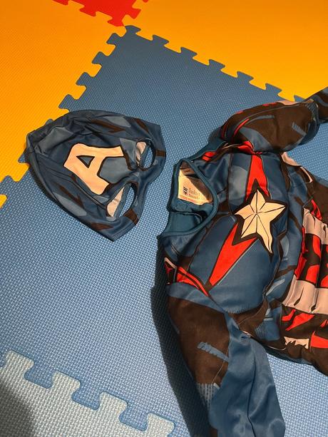 Kostým captain america 122/128, 