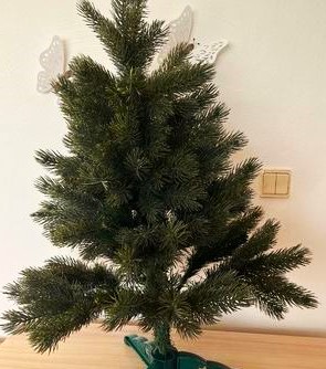 Vianočný stromček 130 cm so stojanom,